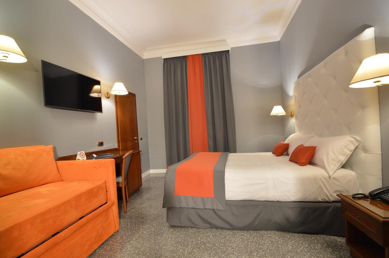 Montecarlo Hotel