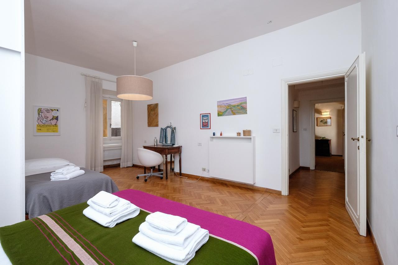 Via Giulia Art & Charm Apartment
