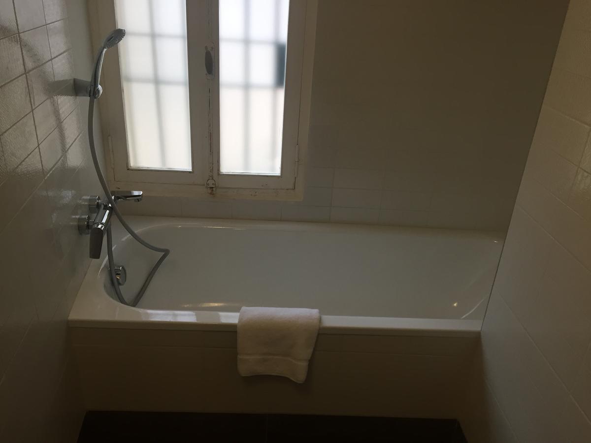 Domizia Floor