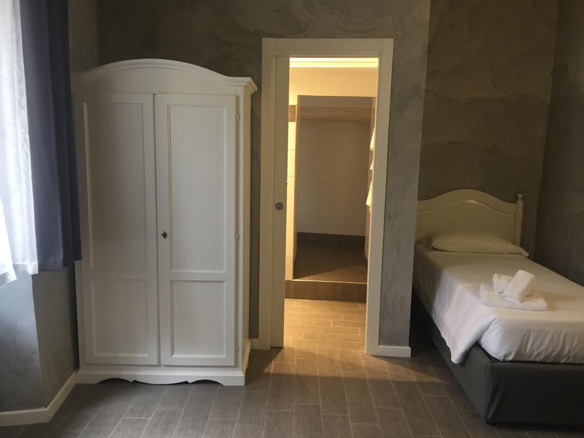 Guest house Domizia Floor Rome