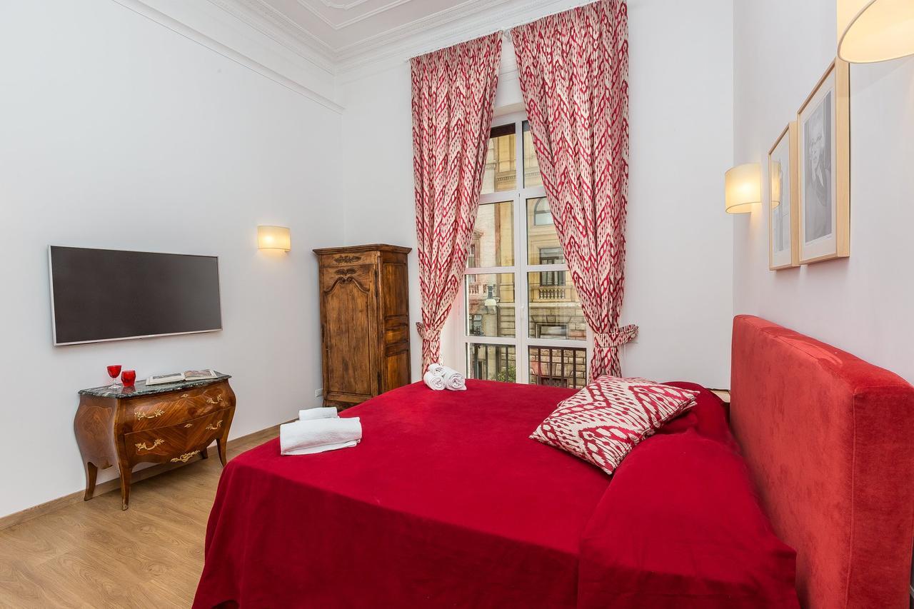 Prestigious Via Barberini Apartamento *