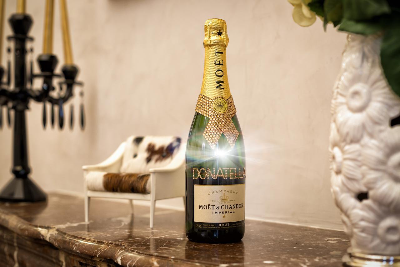 Dona's Luxury House *