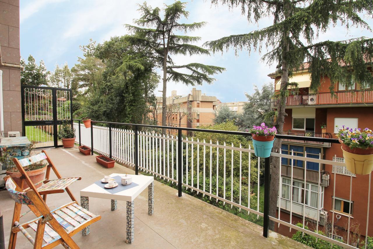 Elegant Terrace Near St. Peter Appartamento