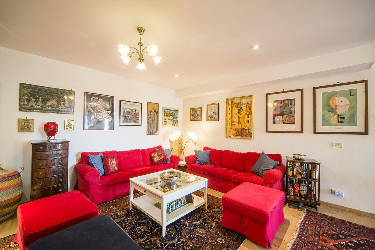 Casale Dell'insugherata Bed and breakfast 2*