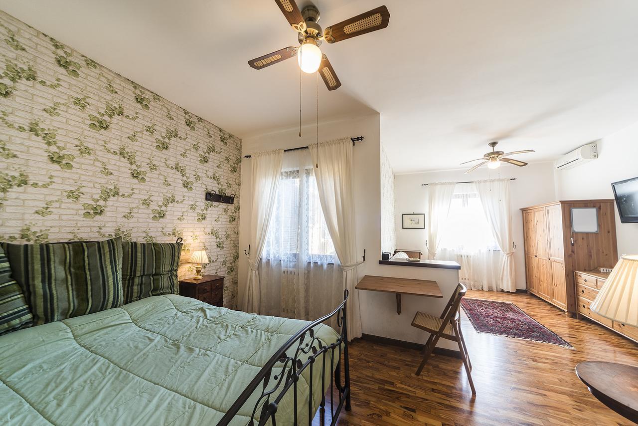 Casale Dell'insugherata Bed and breakfast Roma