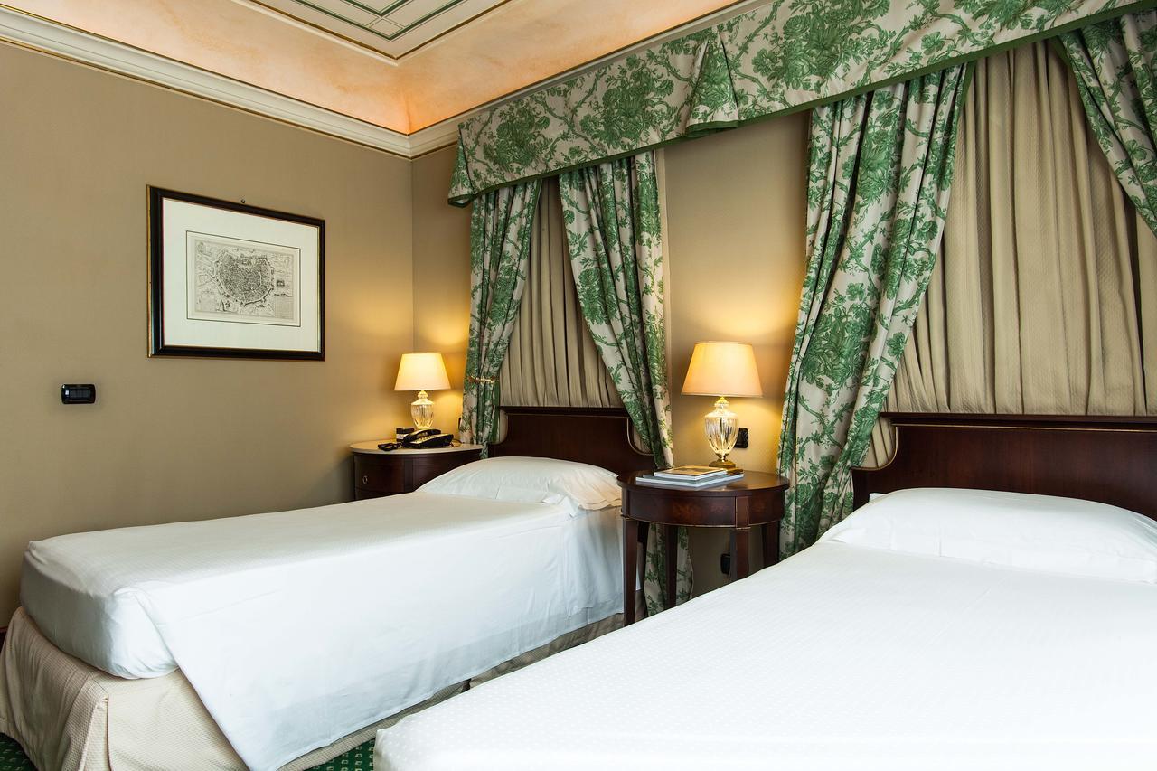 Hotel River Chateau 4*