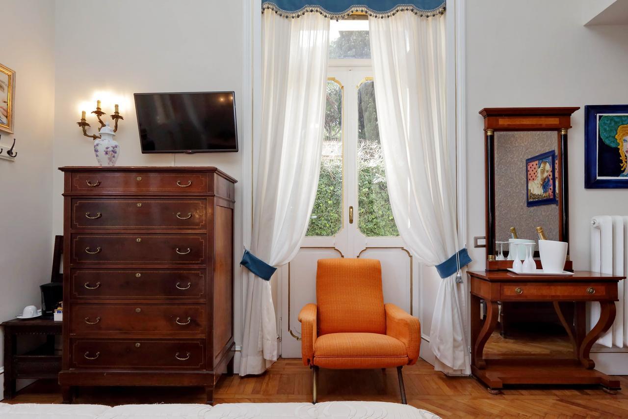 Domus Monamì Luxury Pensión Roma