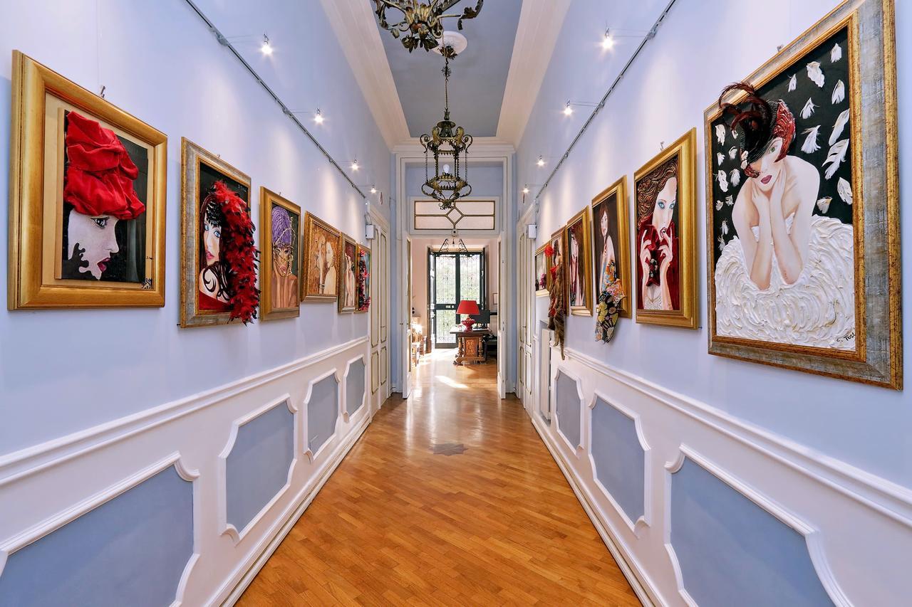 Domus Monamì Luxury Pensión Roma