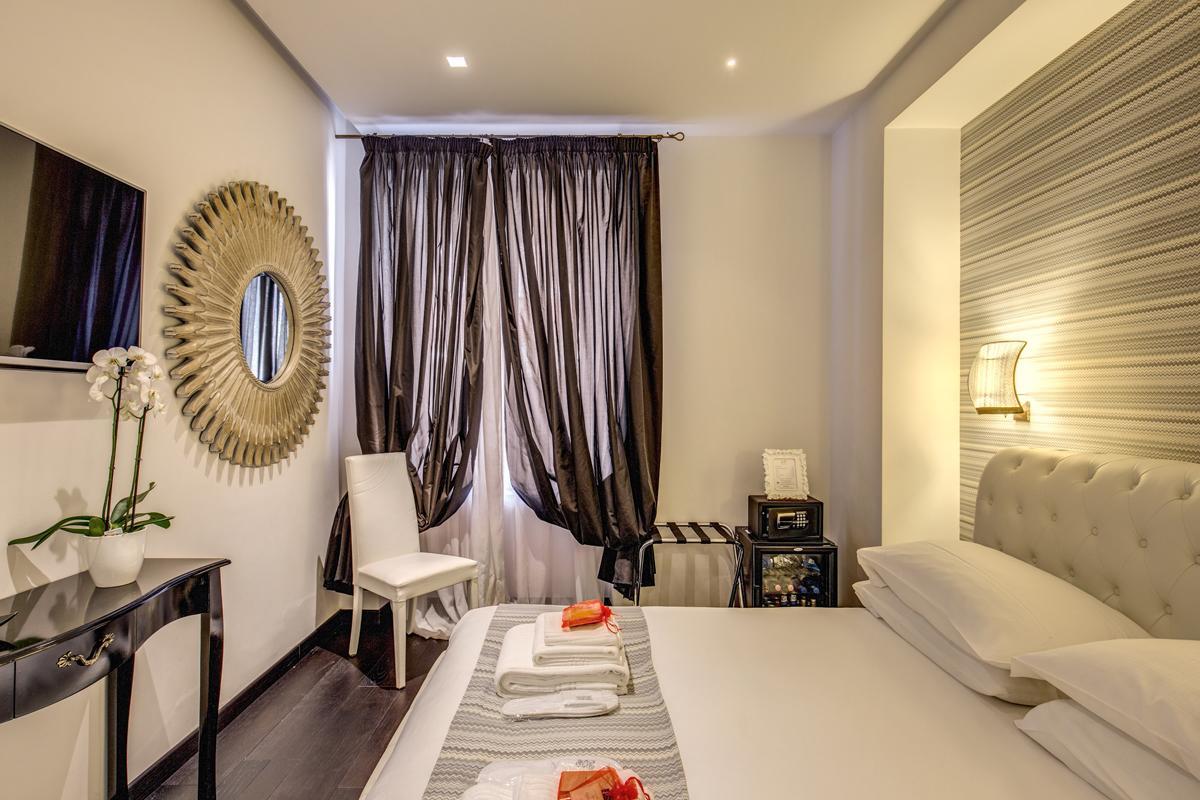Navona Living 3*