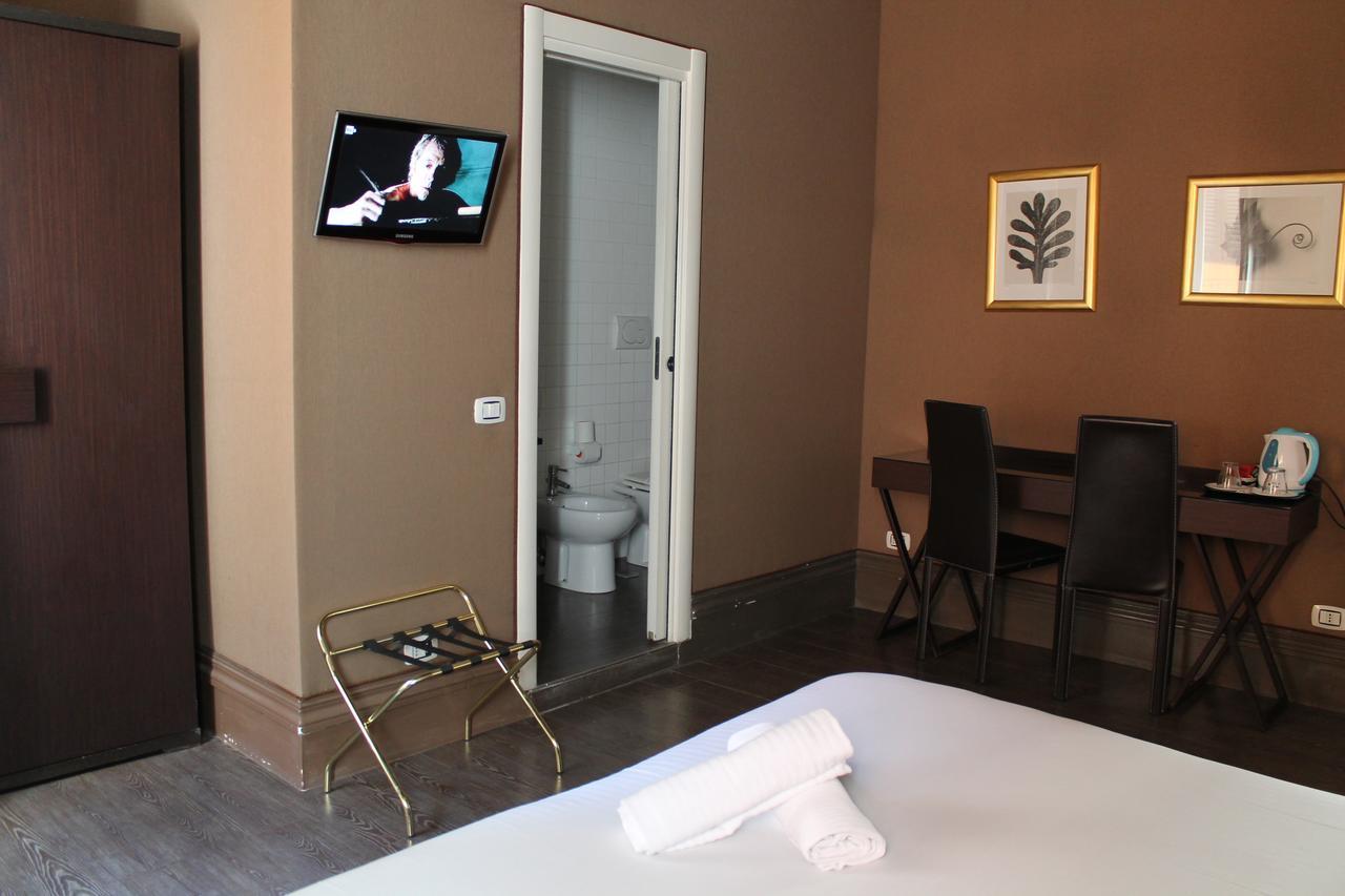 Relais Palazzo Taverna Pensión Roma
