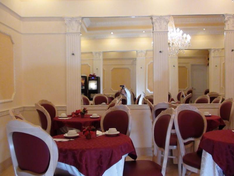 Erdarelli Hotell 3*