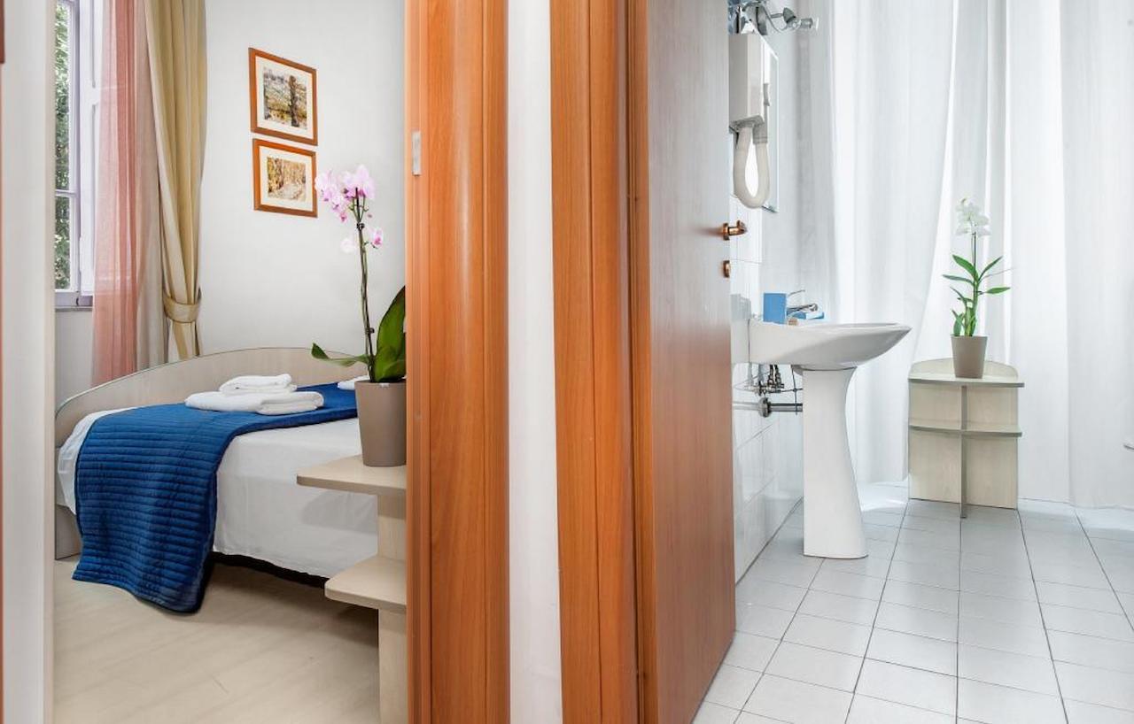 Residenza Maxima 3* Roma