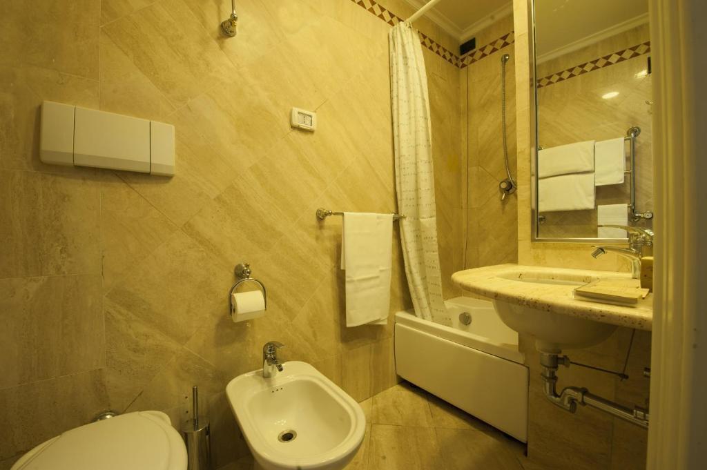 Richmond Hotel
