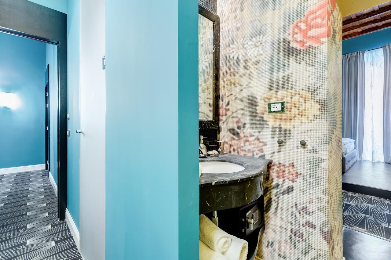 The French By Oneup Hospitality Guest house