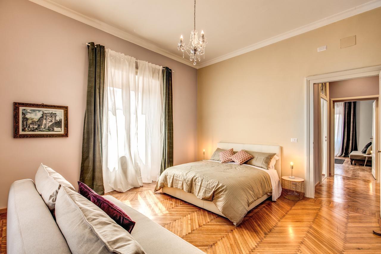 The Great Retro Apartment