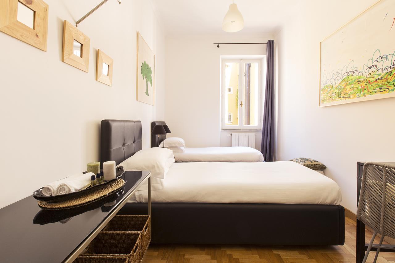 Romac Condotti With 3 Bedrooms Near The Spanish Steps *