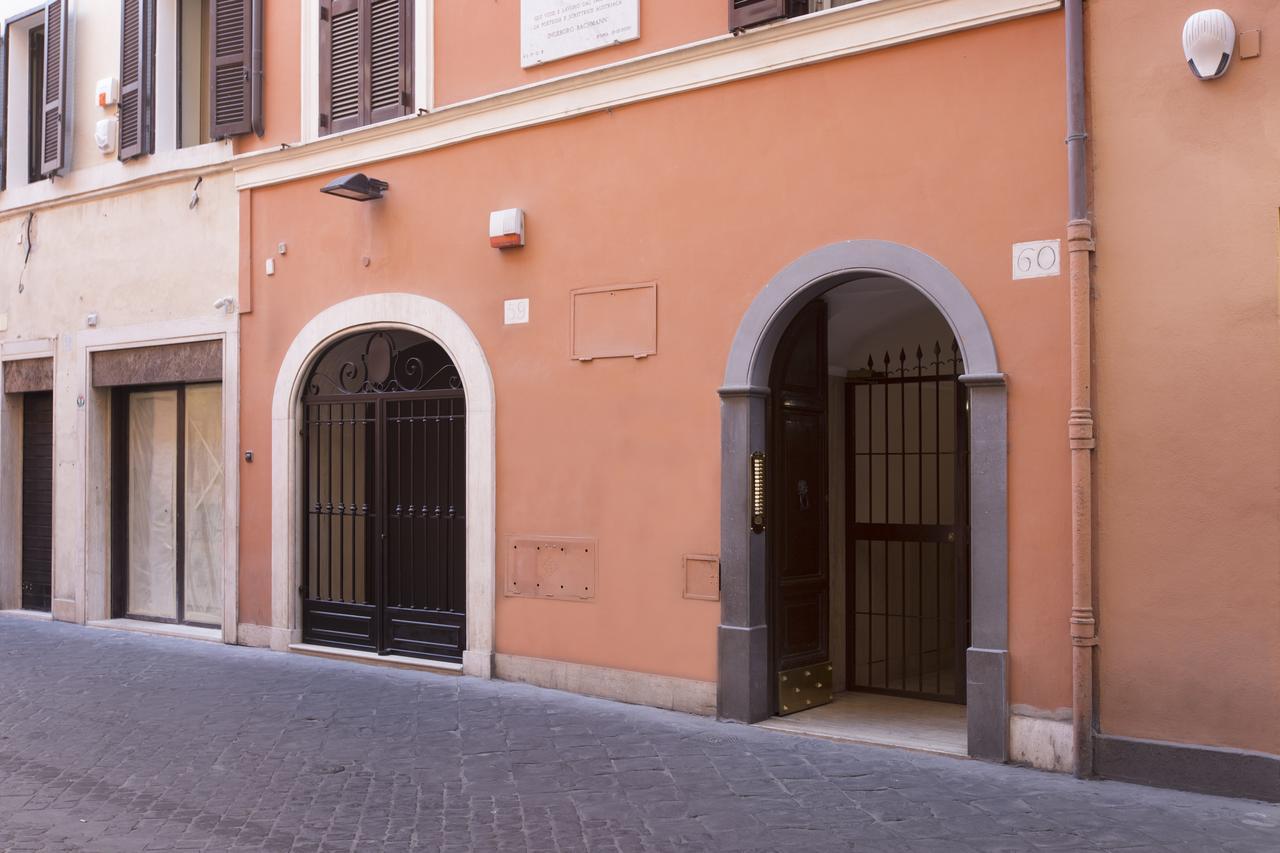 Romac Condotti With 3 Bedrooms Near The Spanish Steps *