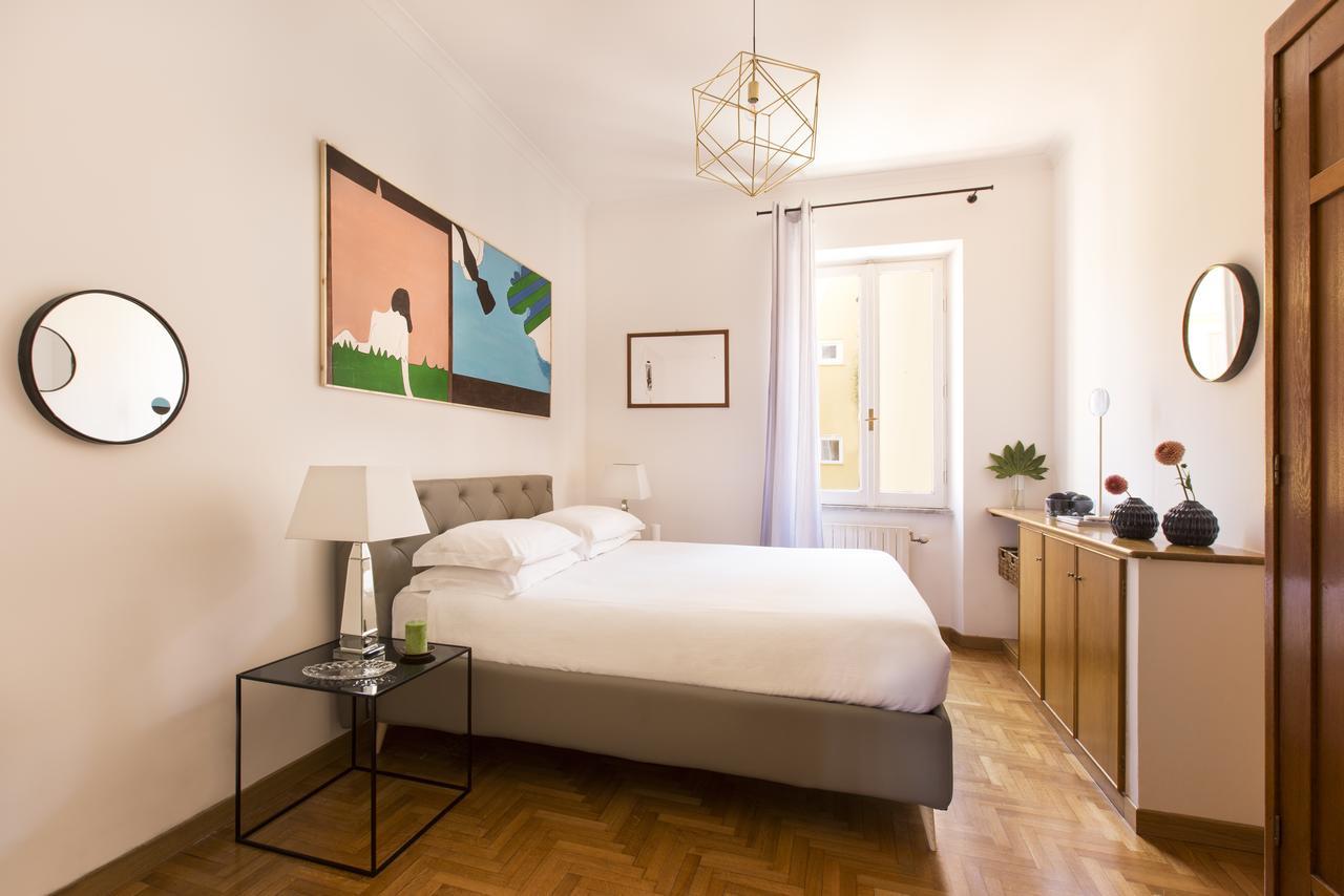 Romac Condotti With 3 Bedrooms Near The Spanish Steps *
