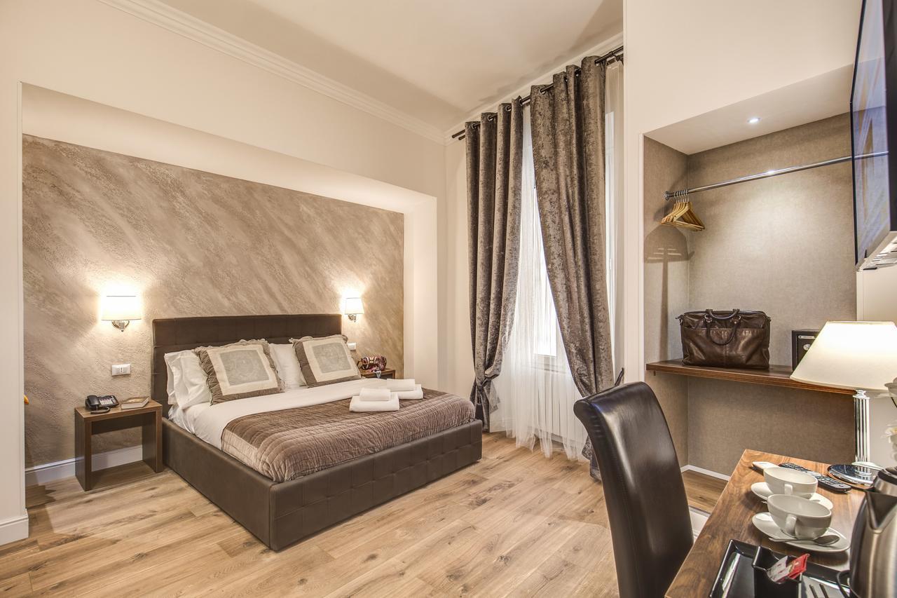 River Luxury Roma