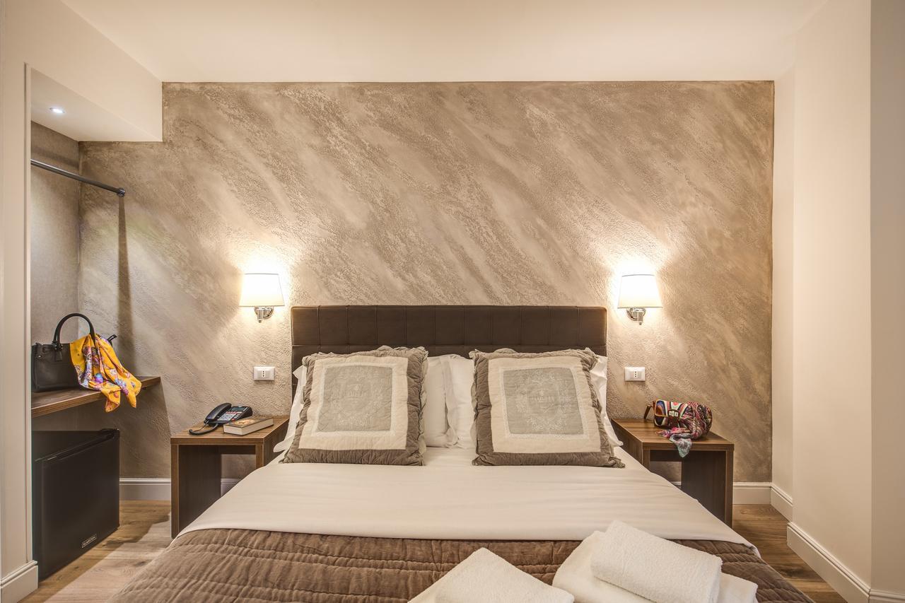 River Luxury Roma