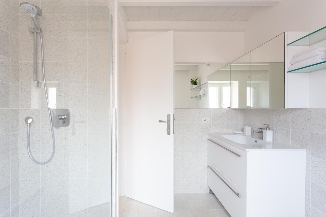 Lilli Vatican White Domus