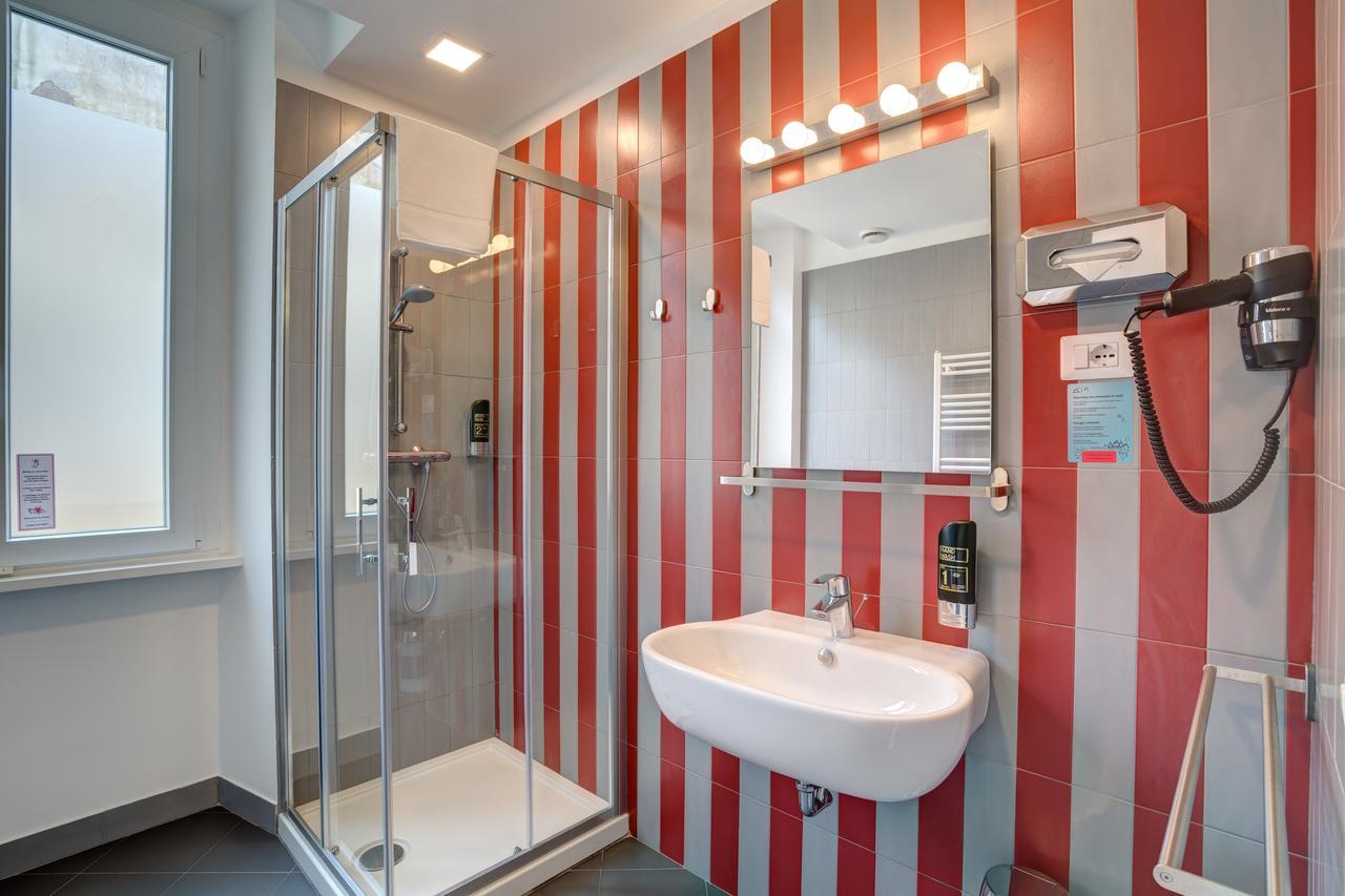 Hotell Meininger Termini 2*