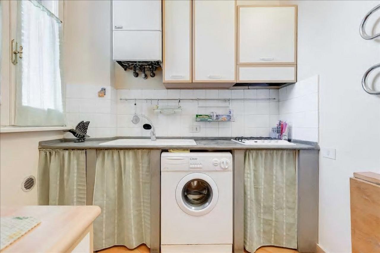 Flaminia 26 * Roma