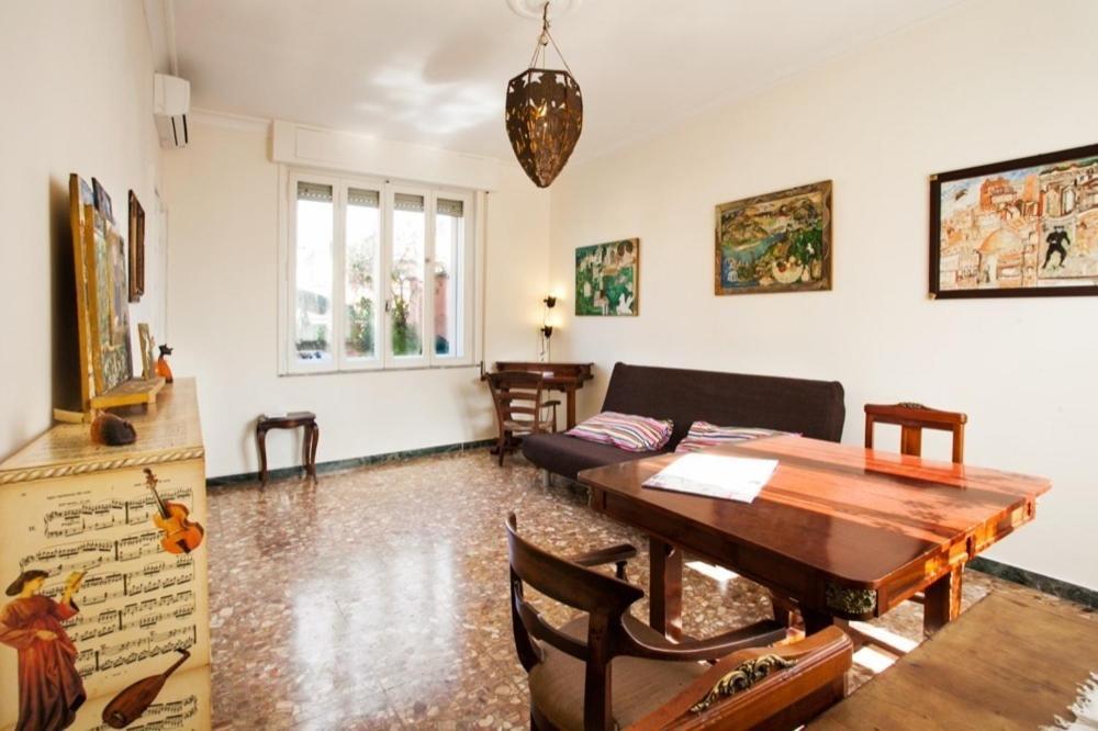Aries House Hotel 2*