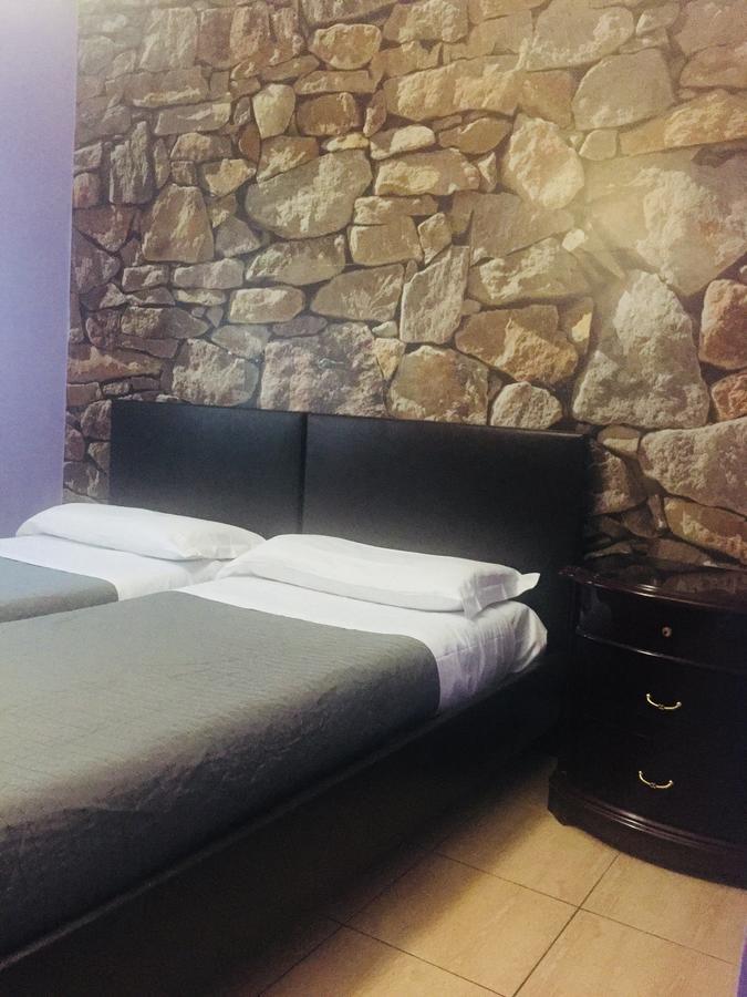 Hostal City Roma