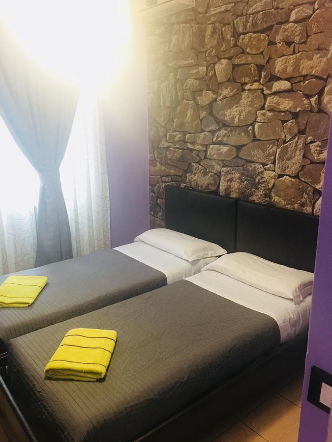 City Hostal