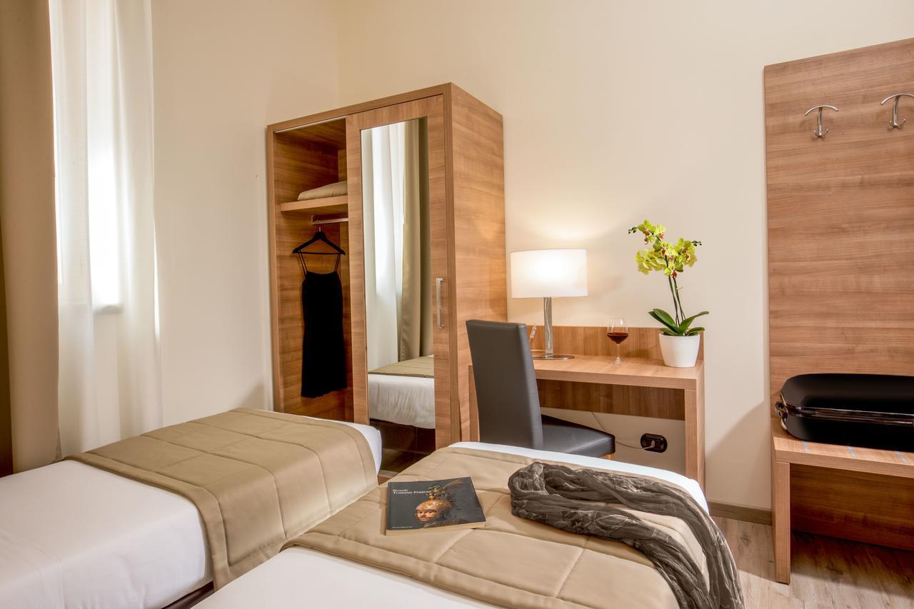 Casa Per Ferie Santa Maria Alle Fornaci 3* Roma