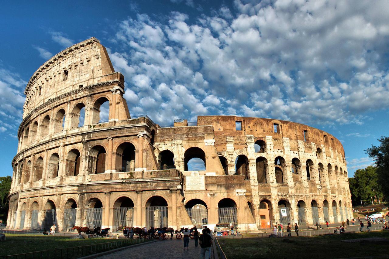 White Colosseo 2*