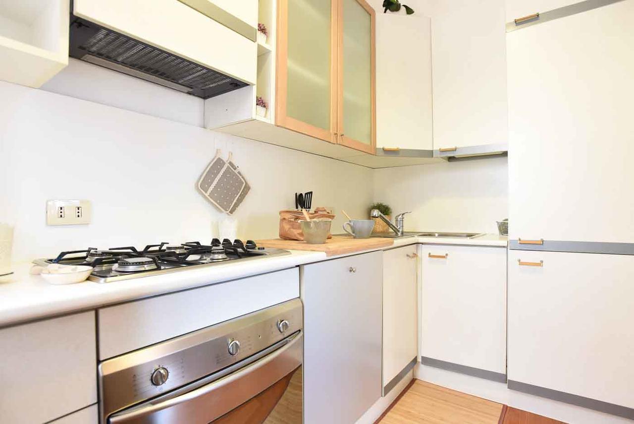 Romantic Flat Near Metro Flaminio Roma
