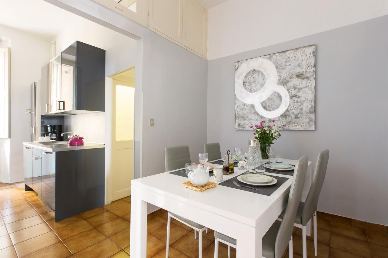 Romac Medici 3-bedroom Holiday Near Spanish Steps Apartment *