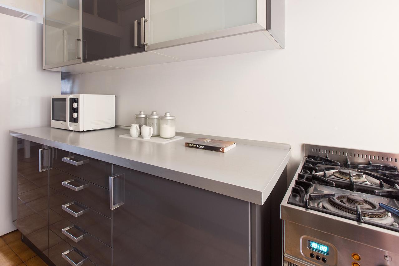 Romac Medici 3-bedroom Holiday Near Spanish Steps Apartment Rome