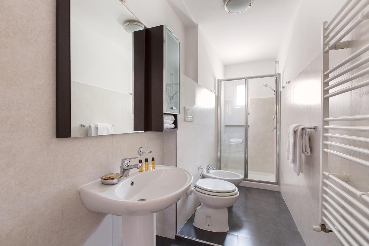 Romac Medici 3-bedroom Holiday Near Spanish Steps *