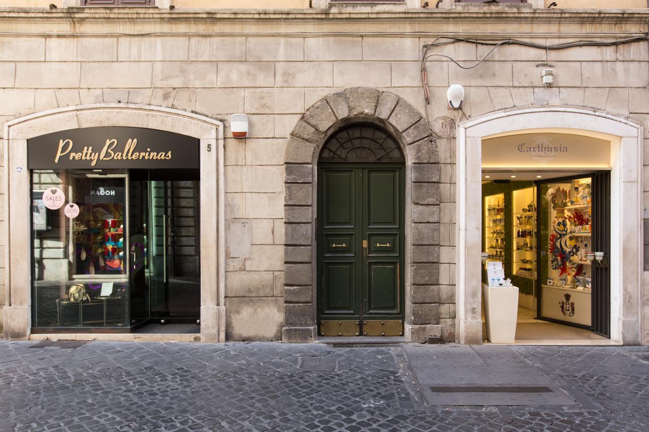 Romac Medici 3-bedroom Holiday Near Spanish Steps