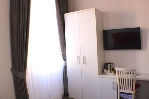 Laterani Dfm Gjestgiverier 2*