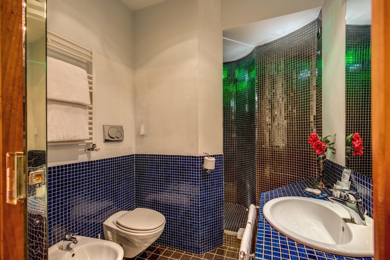 Affittacamere Relais Conte Di Cavour De Luxe Roma