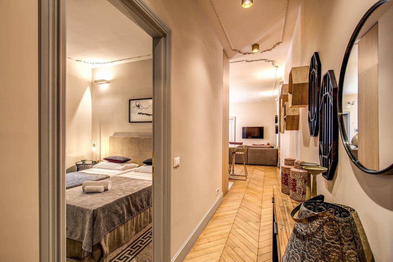 Decharme With Terrace In Monti * Rom
