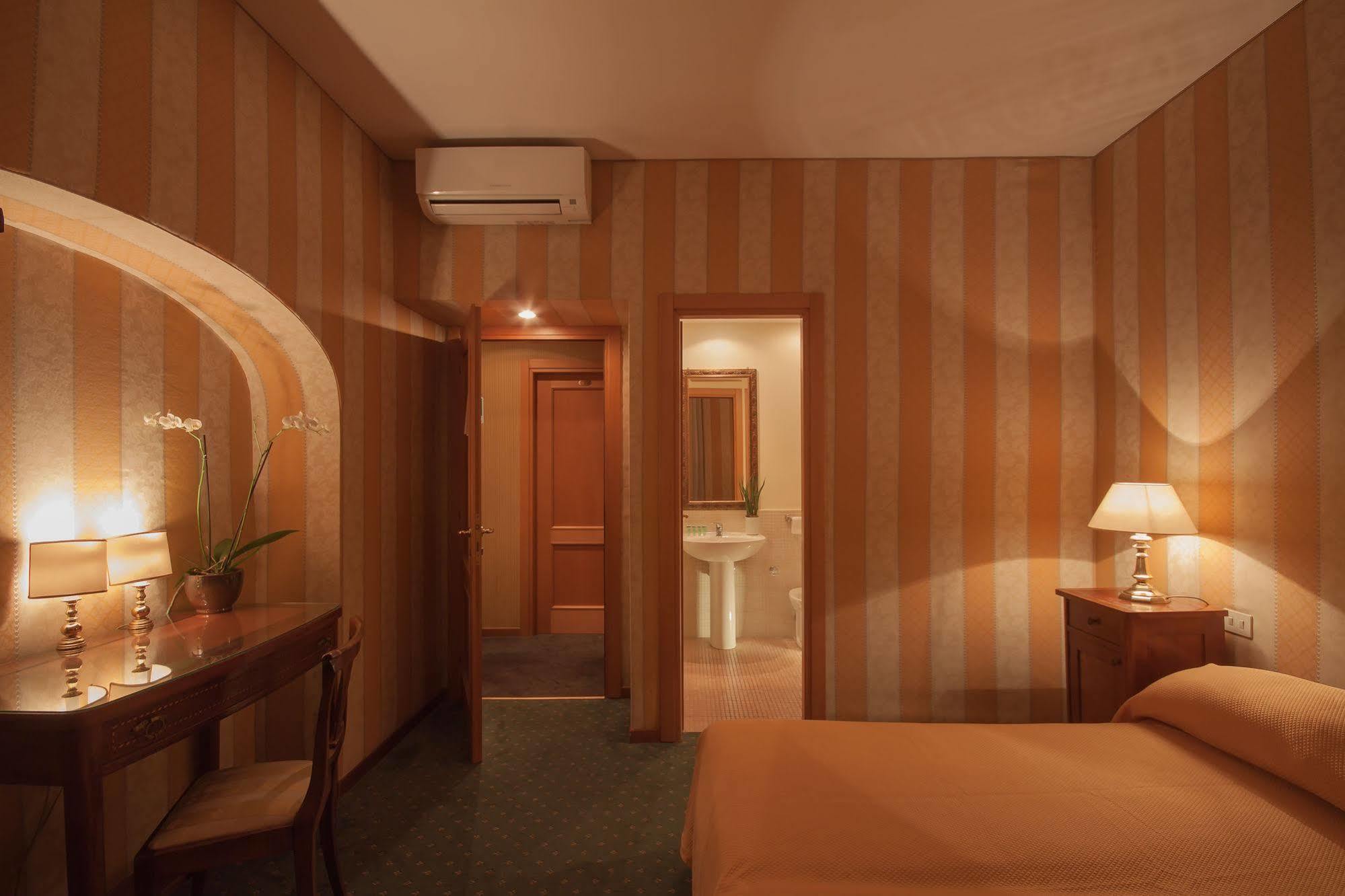 Orange Garden Hotel