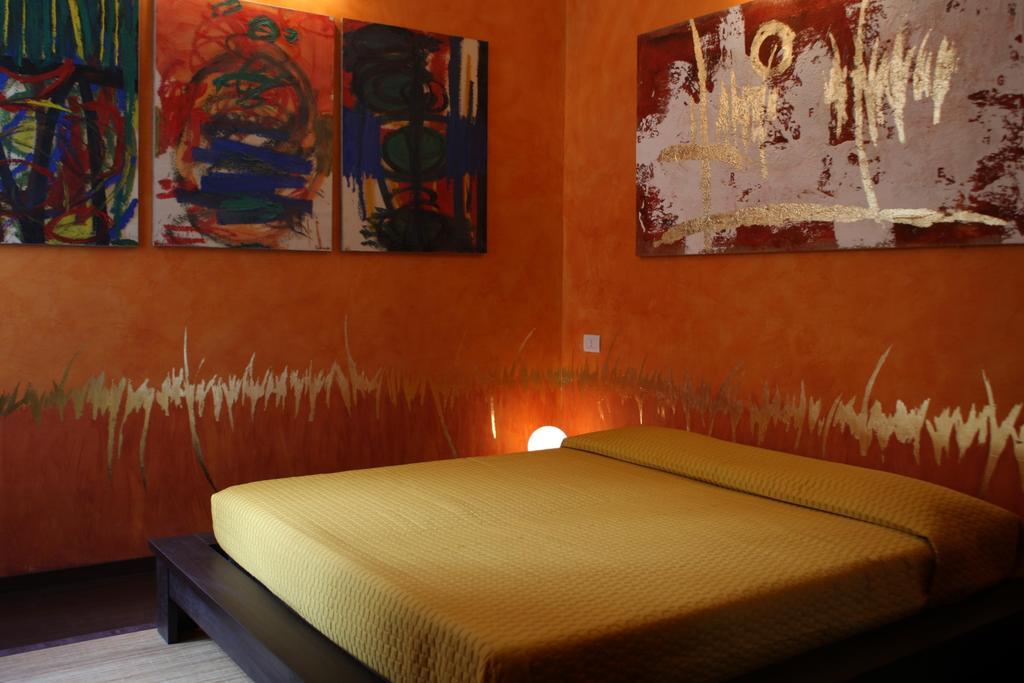 Chain Gallienus Guest house