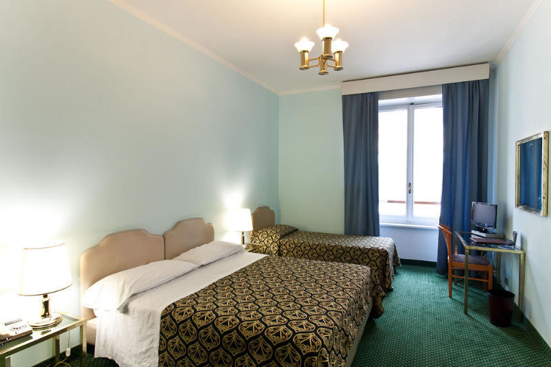 Hotell King 3*