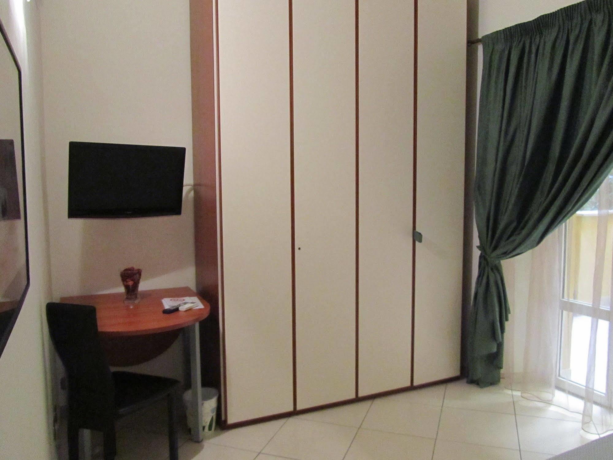 Ottaviano Augusto Bed & Breakfast Roma