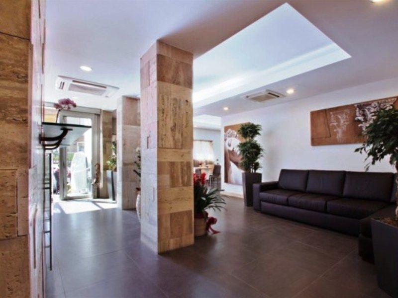 Gravina San Pietro 3* Rom