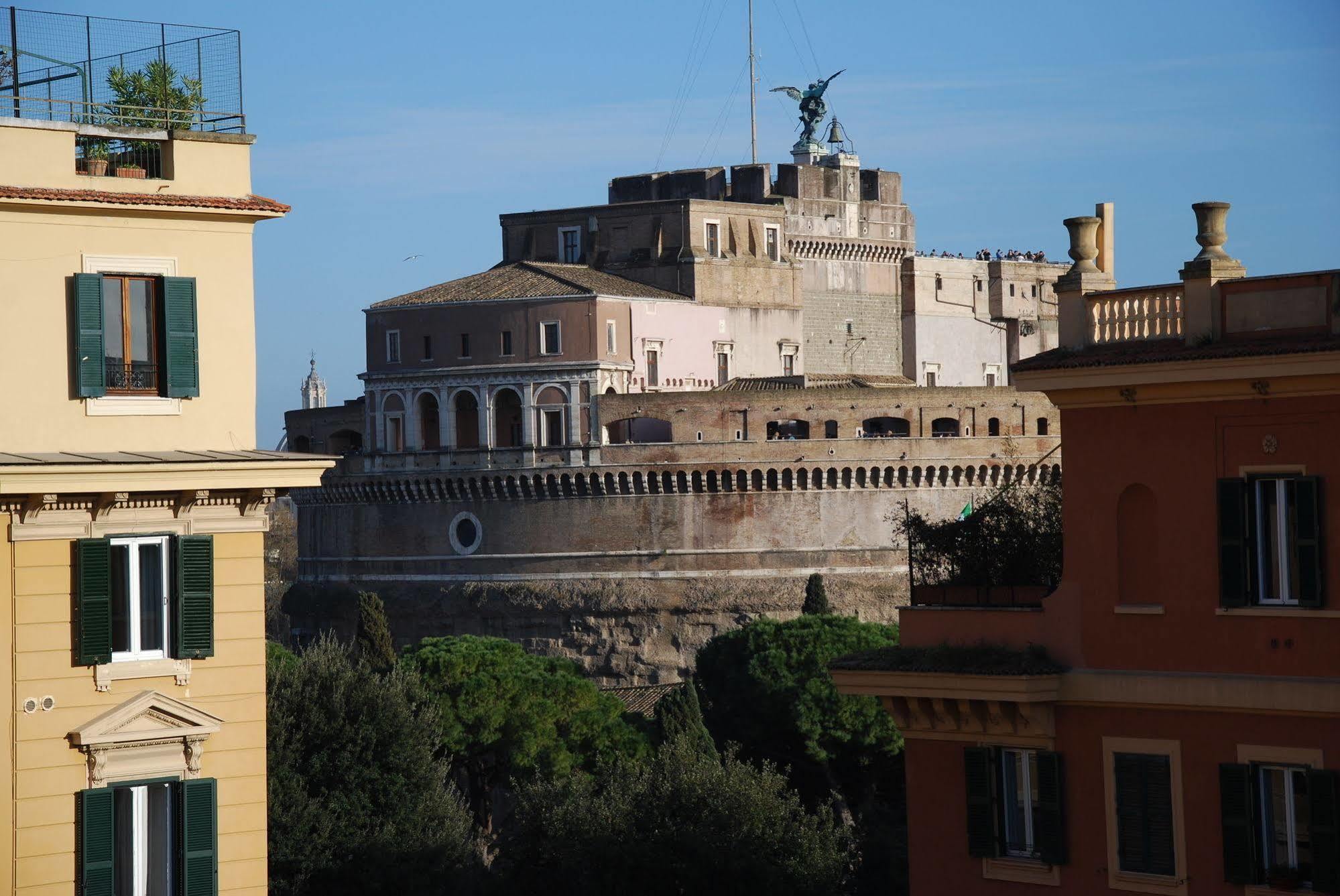 Domus Carmelitana Hotel 3*