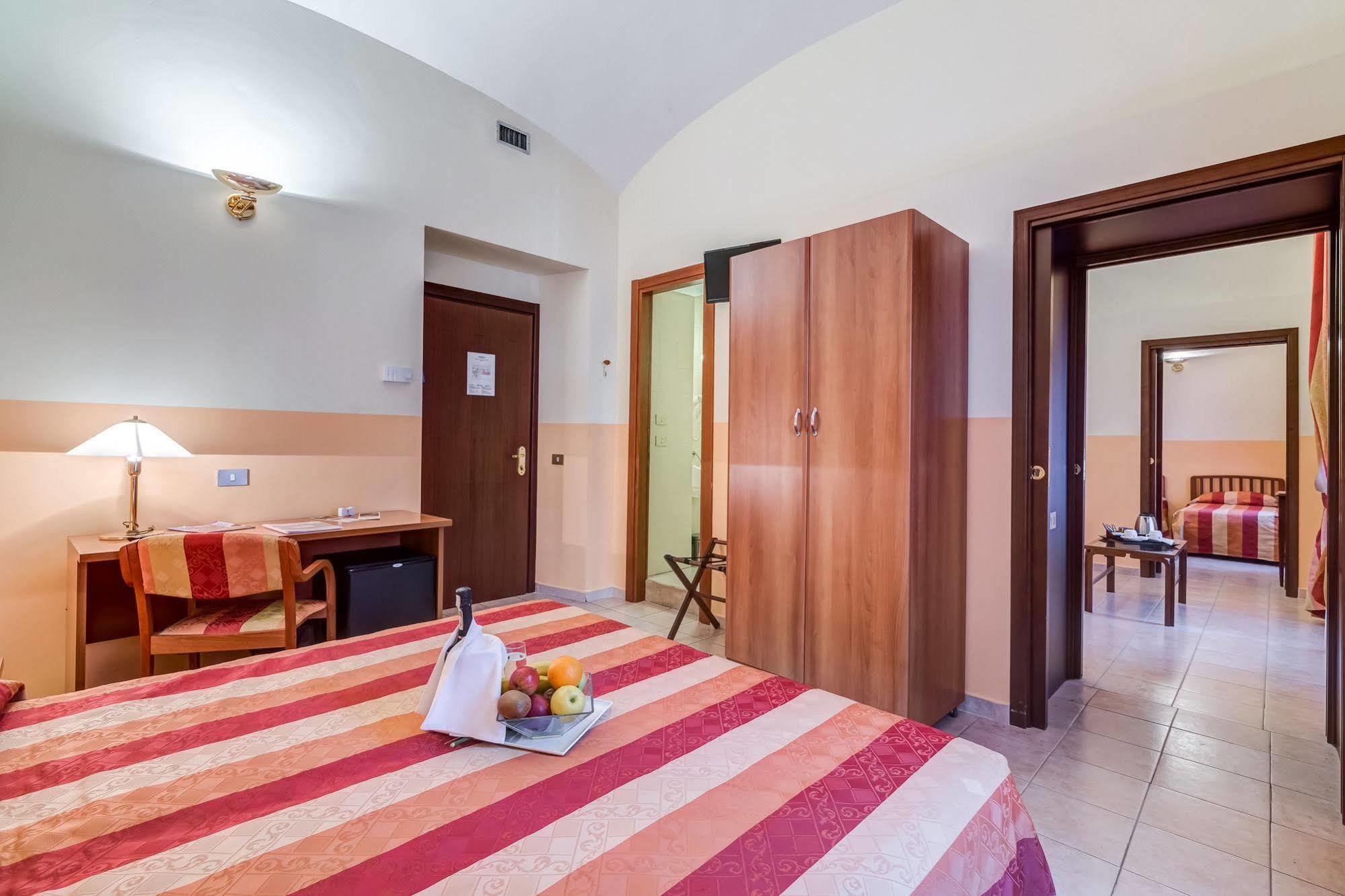 Domus Carmelitana Hotel
