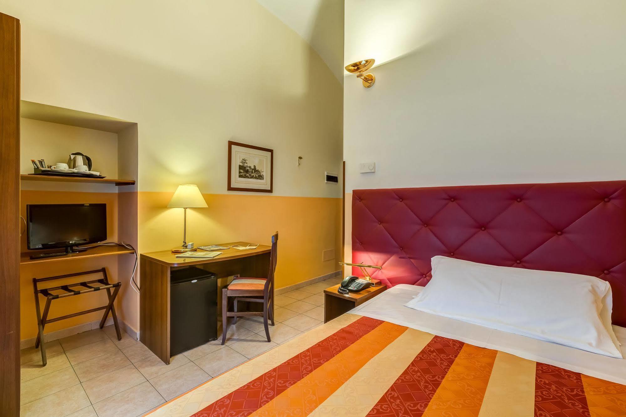 Domus Carmelitana Hotel