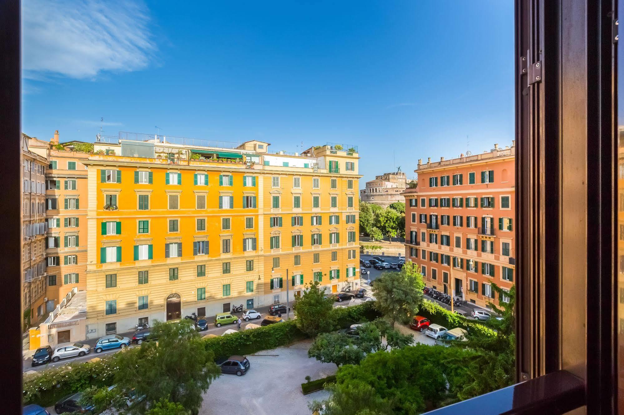 Hotel Domus Carmelitana 3*