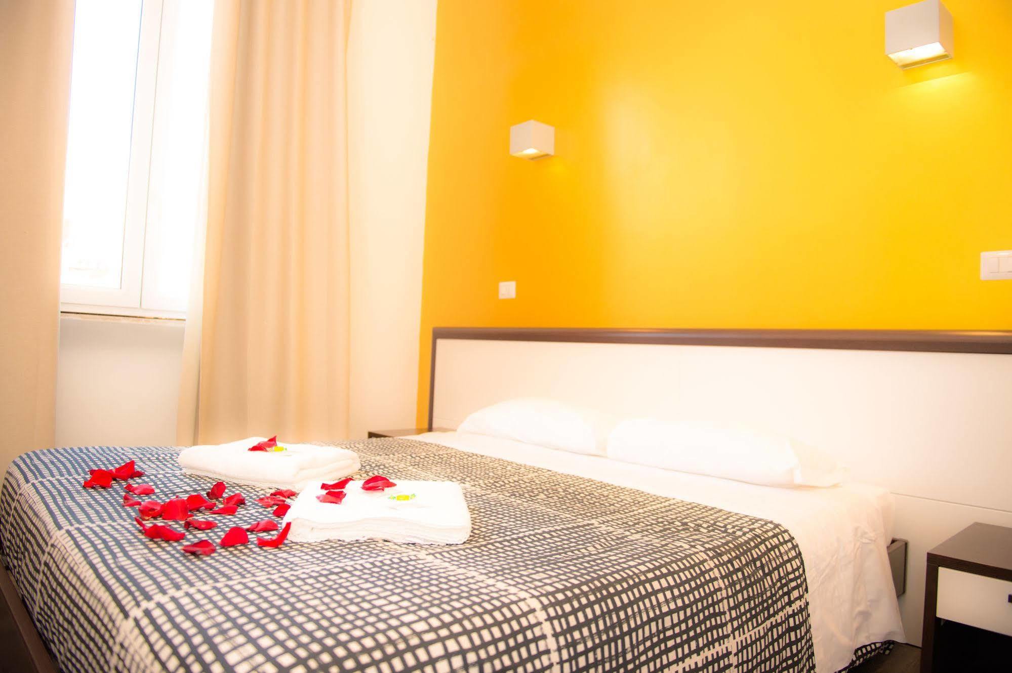 Chroma Exy - Chroma Italy 2* Roma